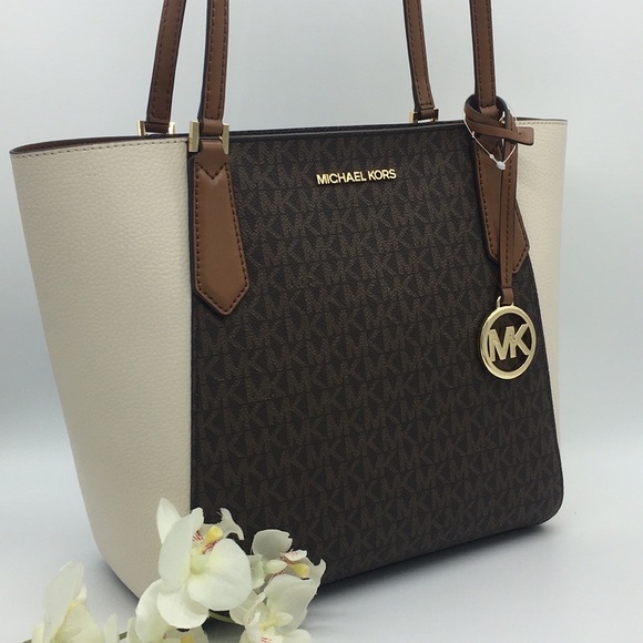 MICHAEL KORS KIMBERLY SM BONDED TOTE LT CRM MULTI - Picture 2 of 9